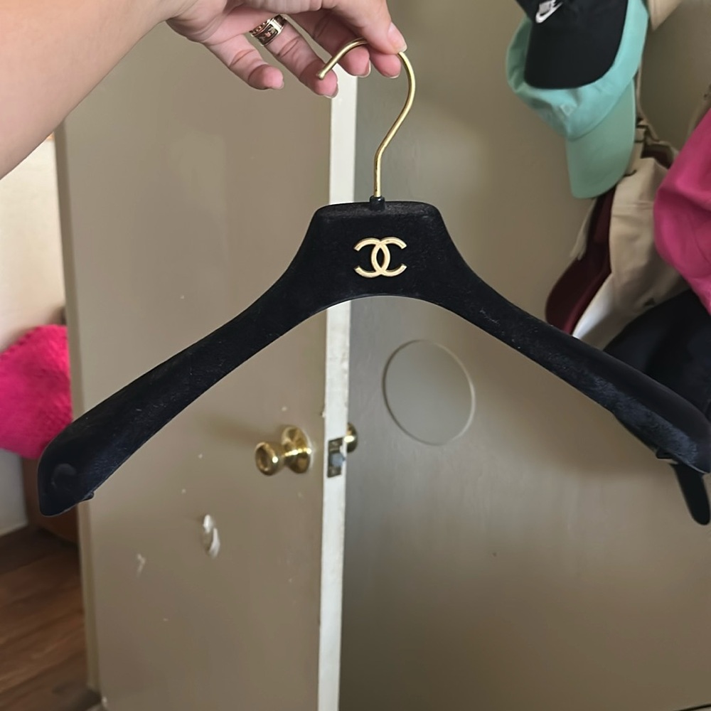 VINTAGE CHANEL hanger with hooks